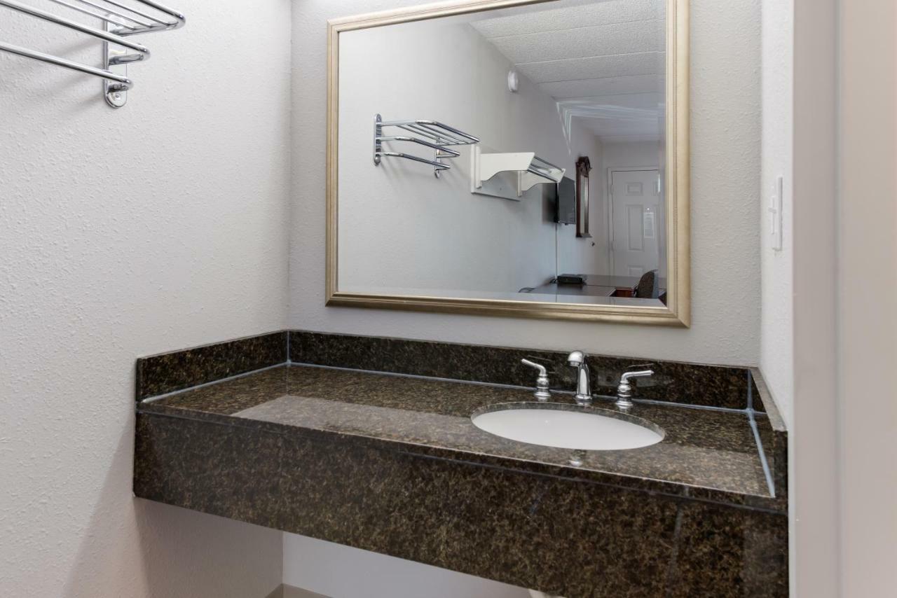 Americas Best Value Inn Columbus Ngoại thất bức ảnh