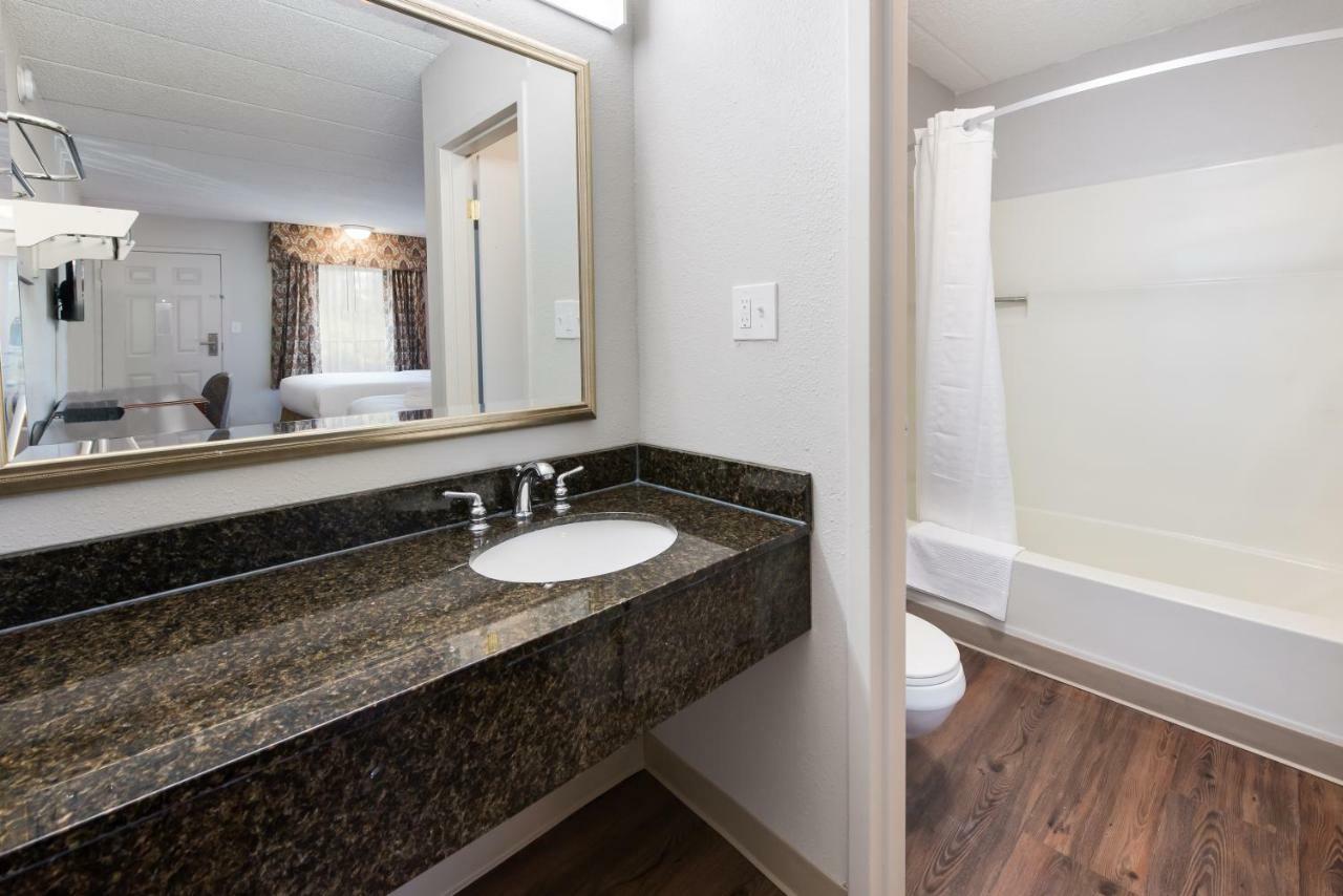Americas Best Value Inn Columbus Ngoại thất bức ảnh